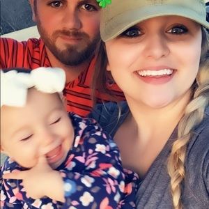 Meet your Posher, Leeah